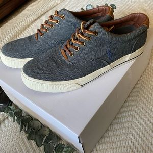 Men’s polo sneakers